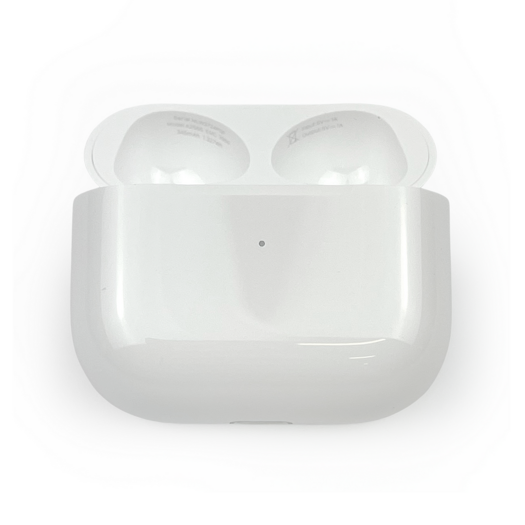 Original Apple Airpod 3rd Generation Magsafe Charging Case Replacement  A2566 V1
